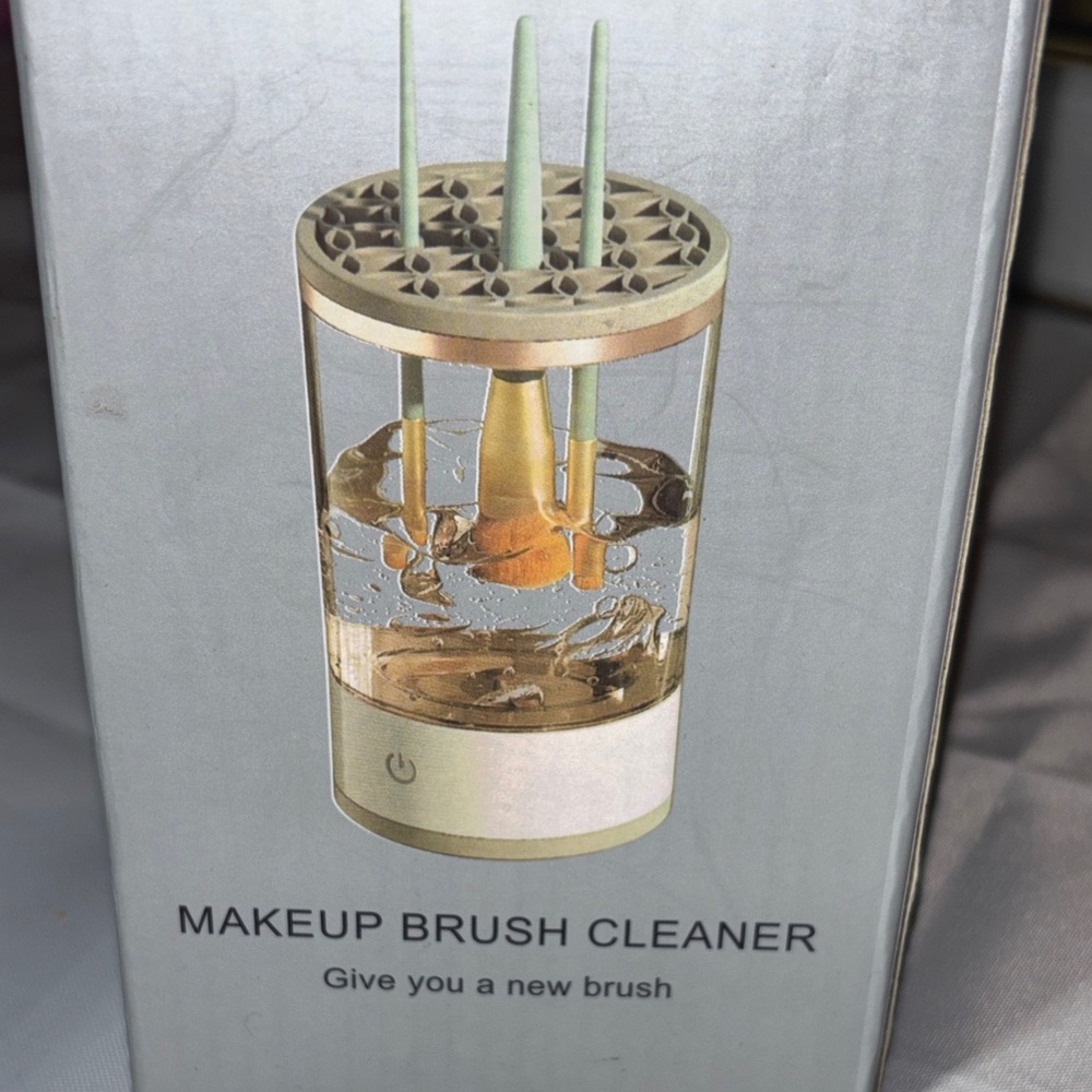 Automatic Makeup Brush Cleaner NWT - Picture 5 of 6